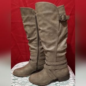 Rampage Women's high braided cowboy Western Boots Sz 8.5 m